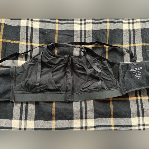 Variety Set - Pumping/Nursing Bras Size - Picture 14 of 16